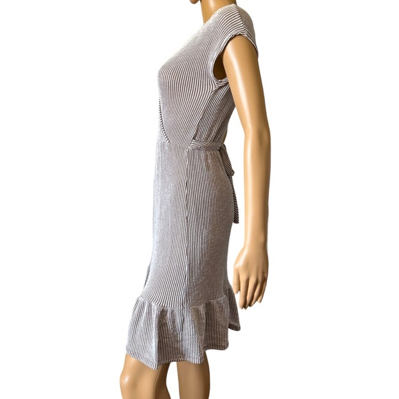 Caution To The Wind Dress Gray Sleeveless - Picture 3 of 9